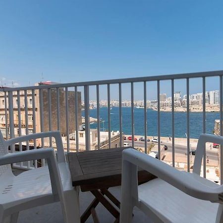 Vallettastay - Harbor View Gem -Sea View 2 Bed Apt Exteriör bild