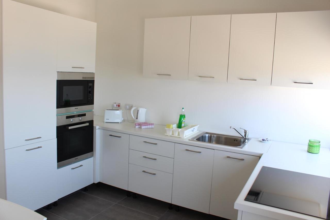 Vallettastay - Harbor View Gem -Sea View 2 Bed Apt Exteriör bild